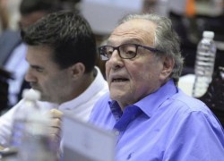 Heller en su banca en el recinto foto de Noticias Argentinas