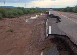 Ruta destrozada